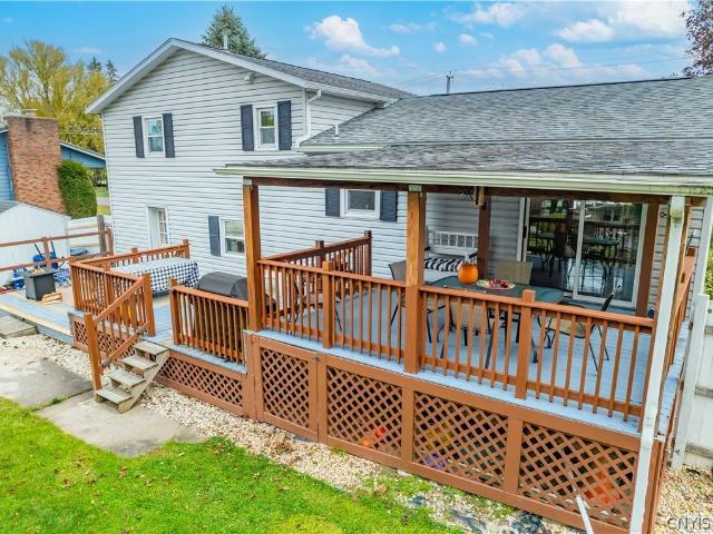 House for sale in Oneida, New York