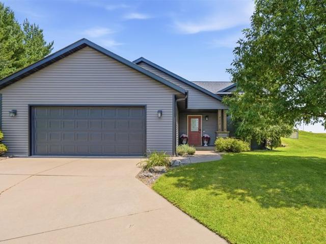 House for sale in Altoona, Wisconsin