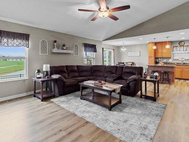 House for sale in Commercial Point, Ohio