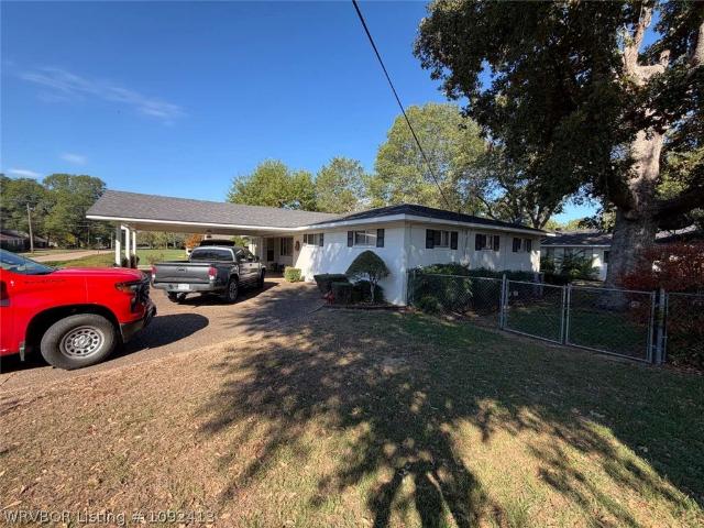 House for sale in Paris, Logan County