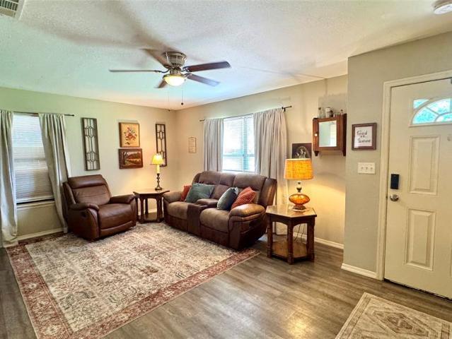 House for sale in Rosser, Texas