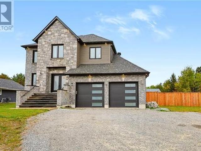 House for sale in Hanmer, Greater Sudbury