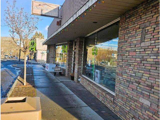 Commercial for sale in Oregonia