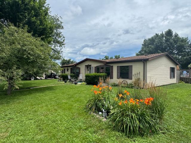 House for sale in Sidney, Illinois