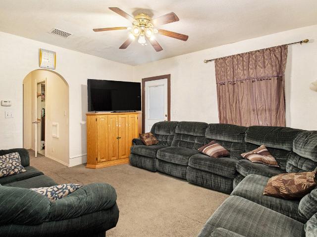 House for sale in Otsego