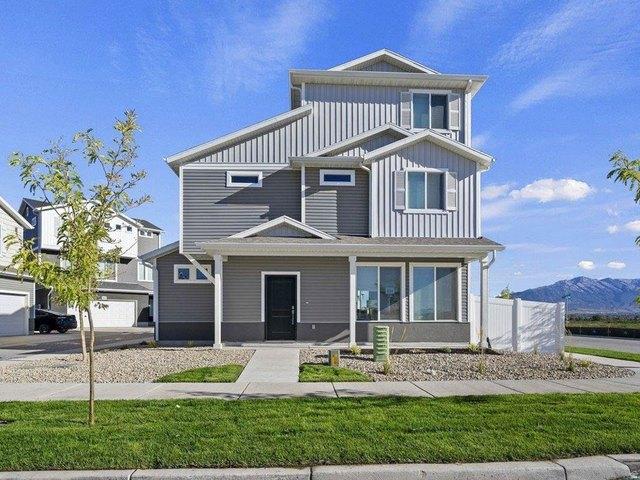 House for sale in Saratoga Springs, Utah