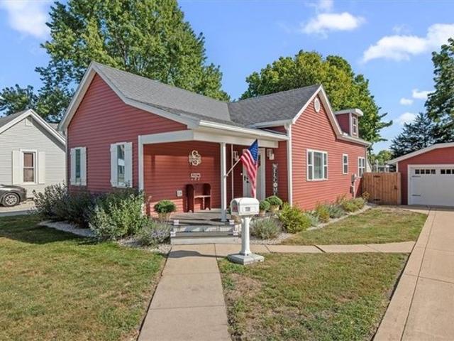 House for sale in Douglas, Illinois