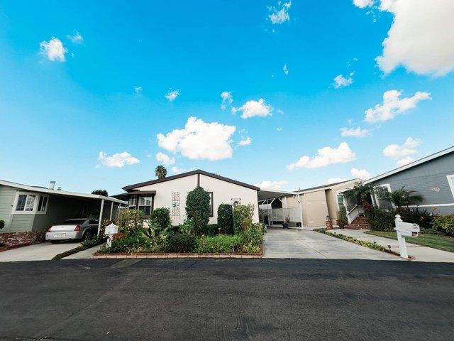 House for sale in Fountain Valley, California
