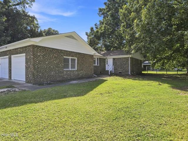 House for sale in Elizabeth City, North Carolina