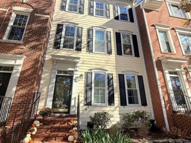 Townhouse for sale in Falls Church, Virginia