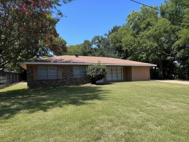 House for sale in Camp, Texas