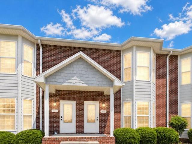 Townhouse for sale in Kuttawa, Kentucky