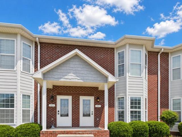 Townhouse for sale in Kuttawa, Kentucky
