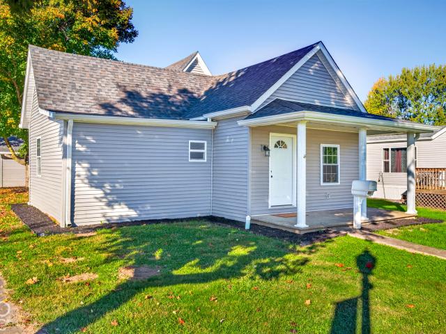 House for sale in Osgood, Ripley County