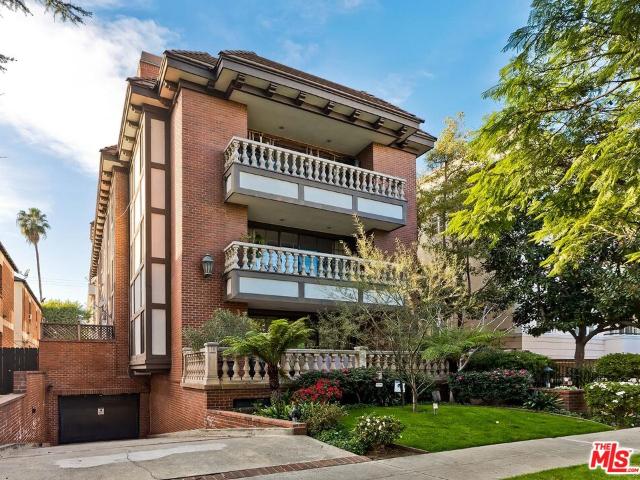 Condo for sale in Beverly Hills, California