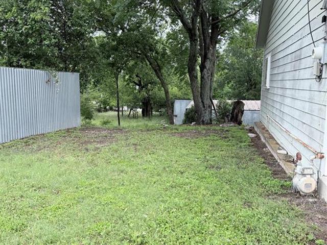 House for sale in Hamilton, Texas
