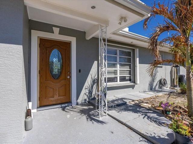 House for sale in Port Saint Lucie, Florida