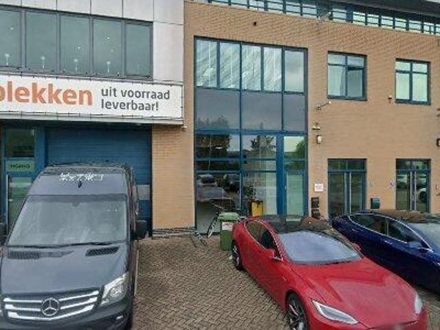Bedrijfspand te huur in Sassenheim, Teylingen