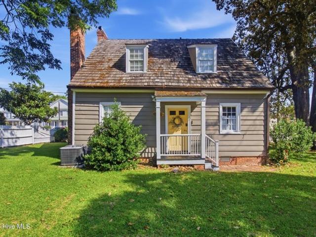 House for sale in New Bern, North Carolina