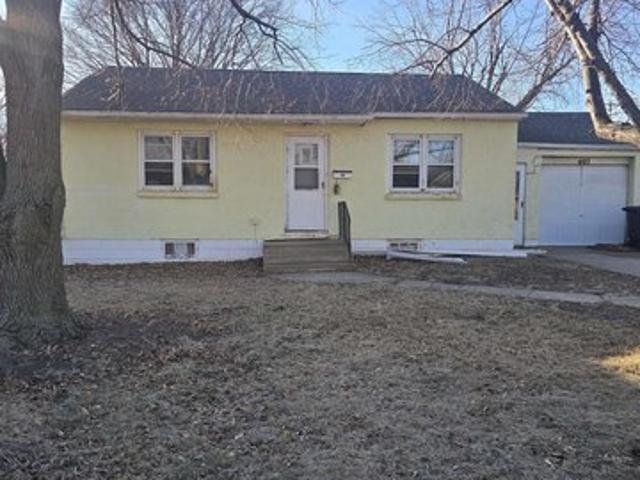 House for sale in Beresford, South Dakota