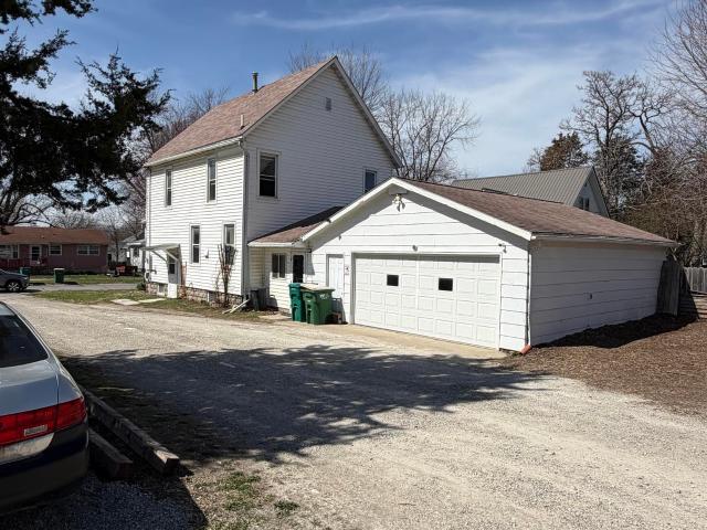 House for sale in Fairfield, Iowa
