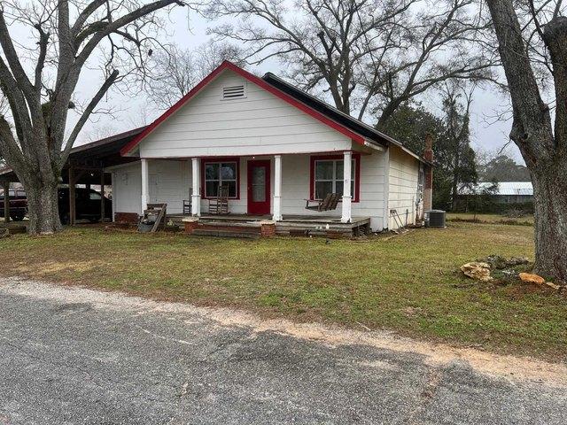 House for sale in Kinston, Alabama