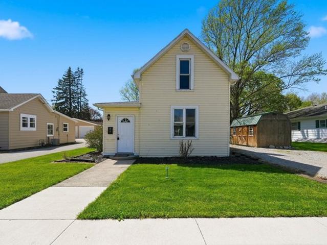 House for sale in South Whitley, Indiana