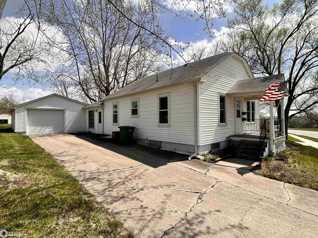 House for sale in Davis, Iowa