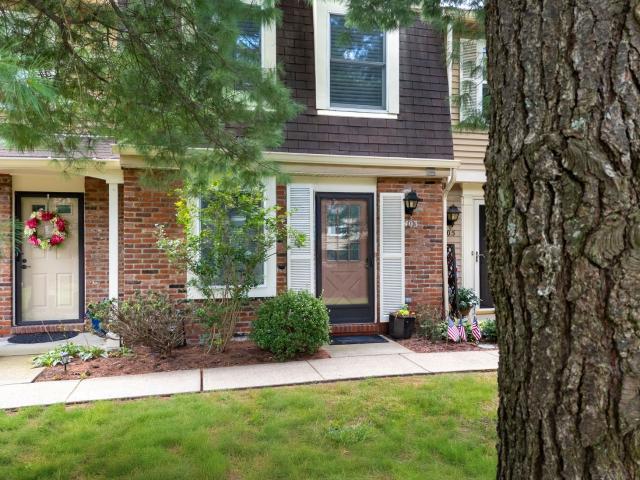 Condo for sale in Venetia, Pennsylvania