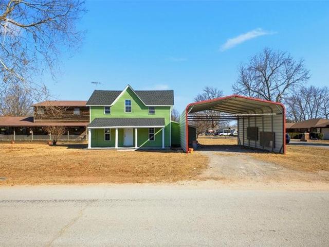 House for sale in Lexington, Oklahoma