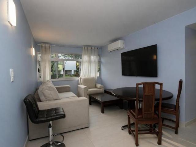 Apartamento venda em Região Geográfica Imediata do Distrito Federal, Região Integrada de Desenvolvimento do Distrito Federal e Entorno