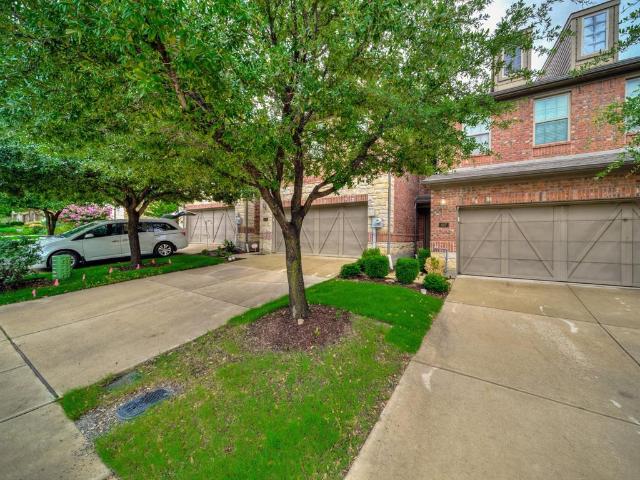 Townhouse for sale in Lewisville