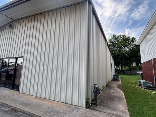Commercial for sale in Ark