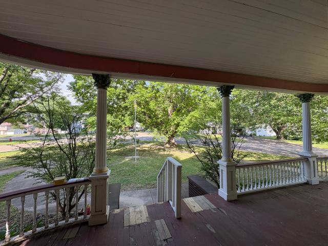 House for sale in Whiteside, Illinois