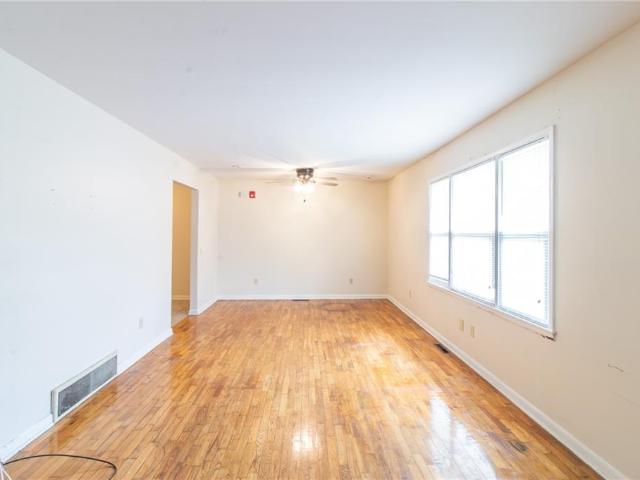 House for sale in Warrensburg, Missouri