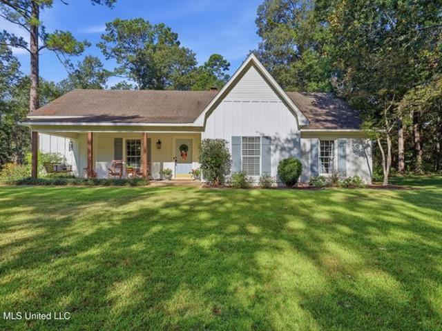 House for sale in Clinton, Mississippi