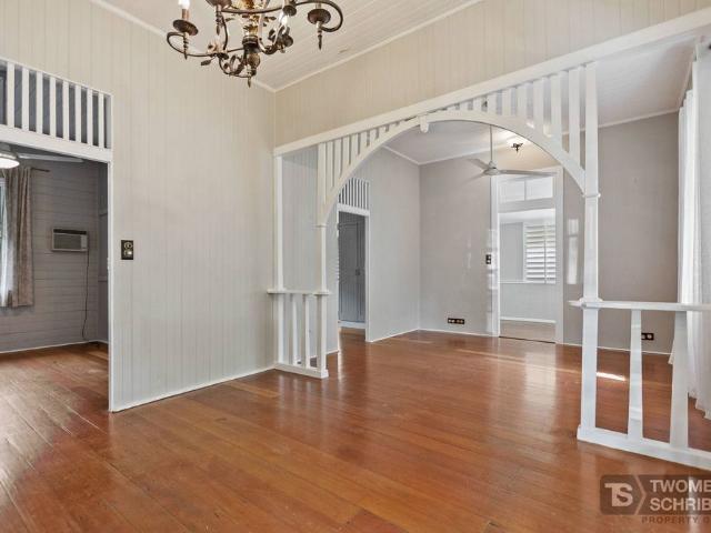 House for rent in Mooroobool, Cairns