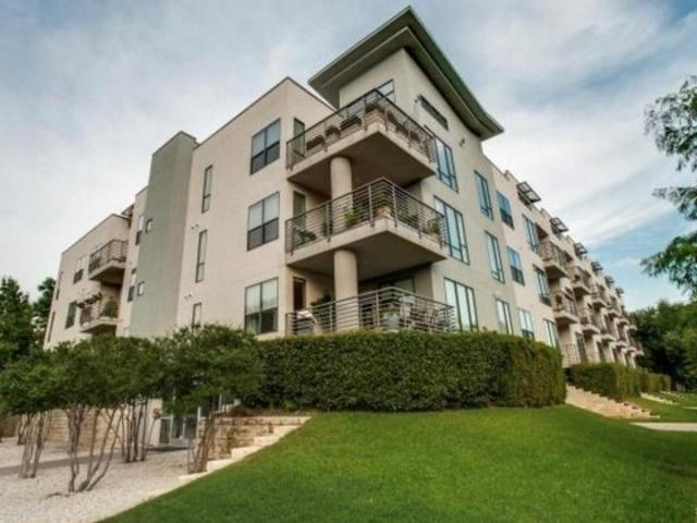 Condo for sale in Dallas, Texas