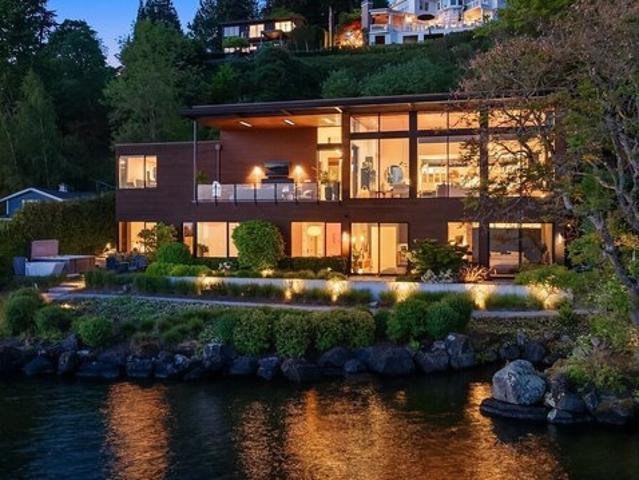 House for sale in Mercer Island, Washington