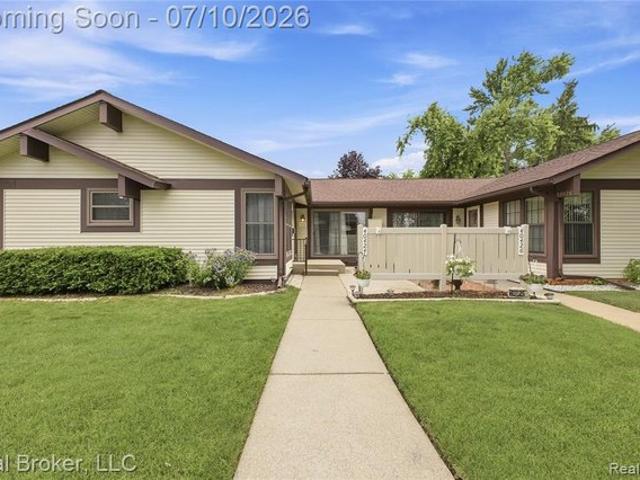 Condo for sale in Plymouth, Michigan