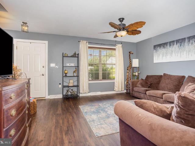 Townhouse for sale in Dover