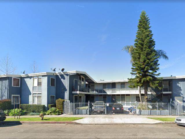 Apartment for rent in Canoga Park, California