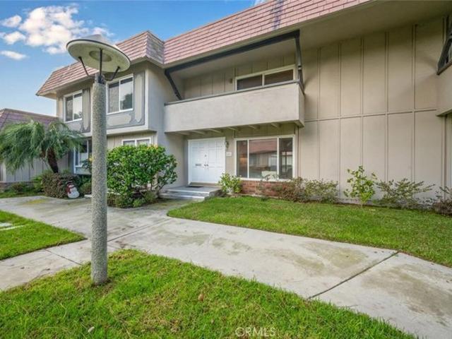 Townhouse for sale in Cypress, California