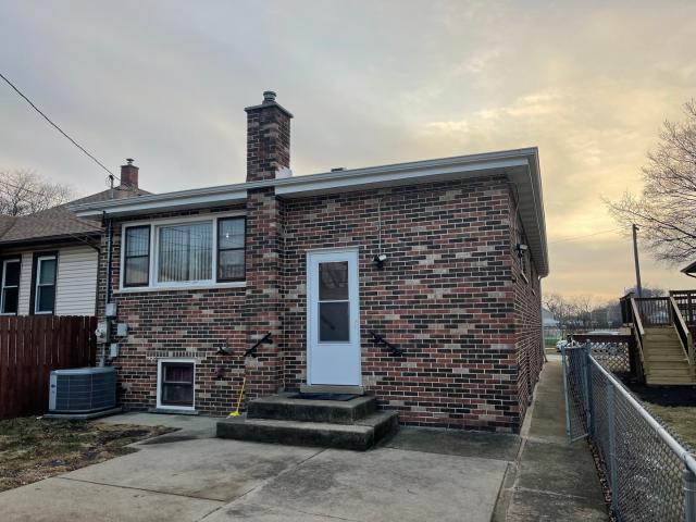 House for sale in Schiller Park, Illinois