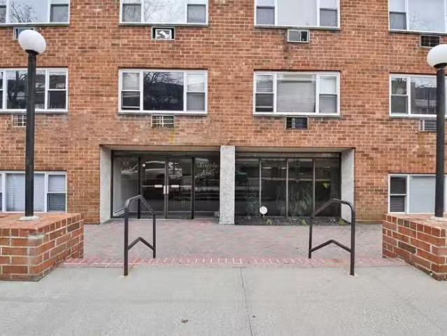 Condo for rent in Hempstead