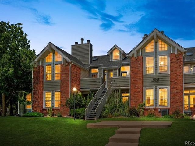 Condo for sale in Aurora, Colorado