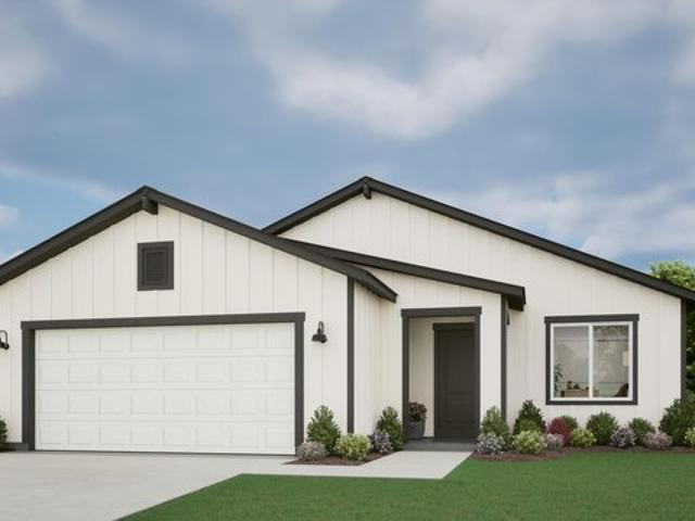 House for sale in Redmond, Deschutes County