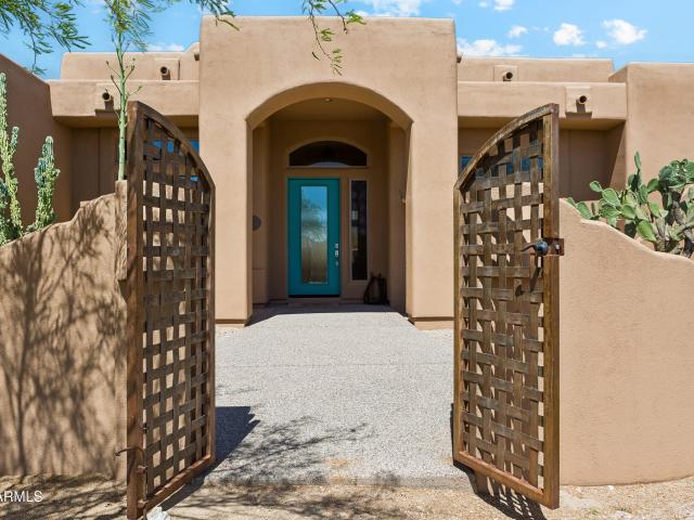 House for sale in Cave Creek, Arizona