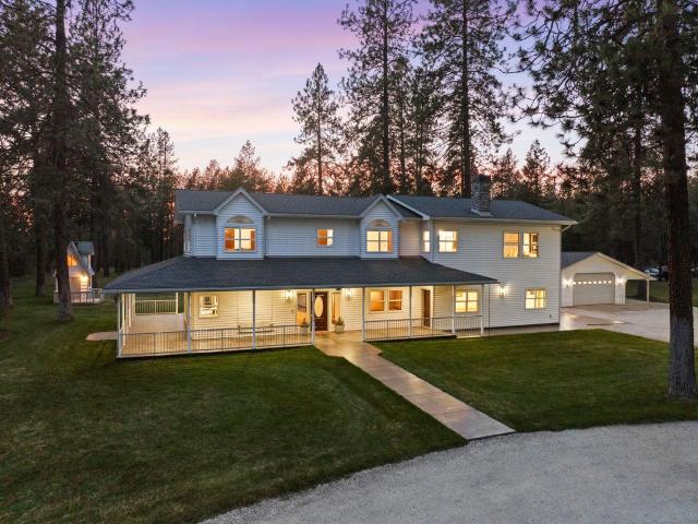 House for sale in Loon Lake
