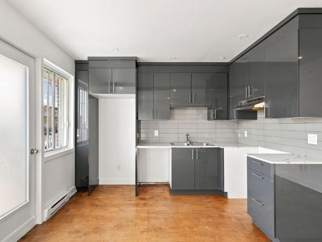 Apartment for rent in St. Leonard's, Quebec